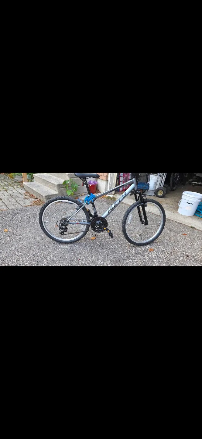 Toonev Bike Helmet & Huffy Mountain Bike image indicator(2)