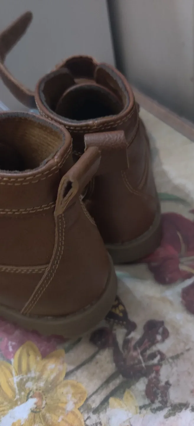 The Children's Place Brown Boots - Size 13 image indicator(8)