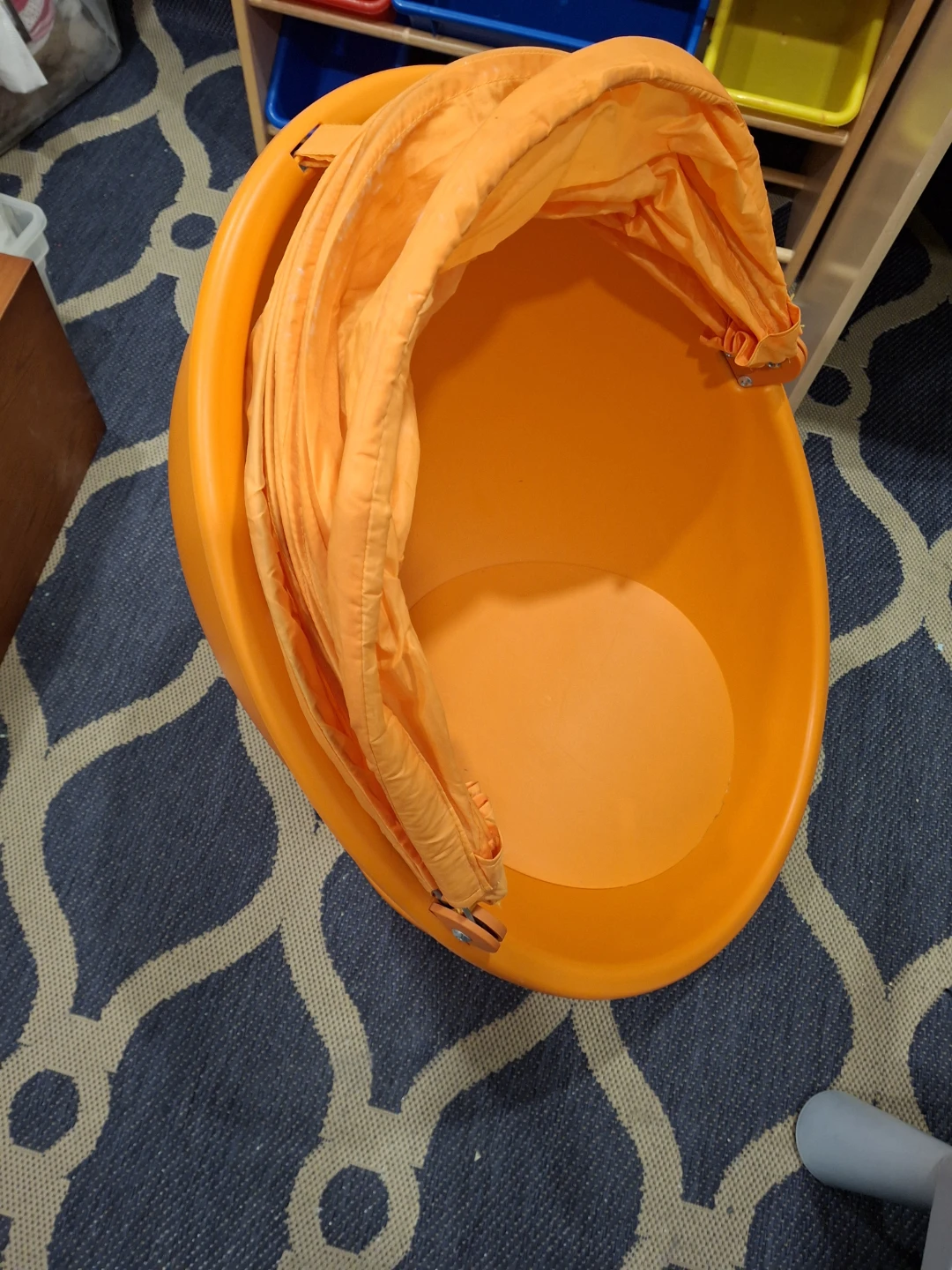Kids Orange Pod Chair - photo 2