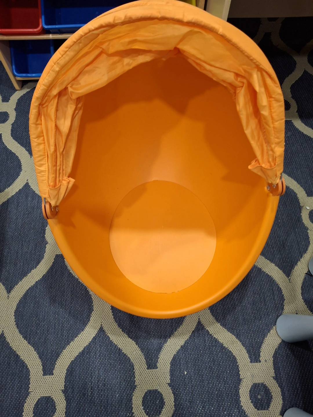 Kids Orange Pod Chair - photo 3