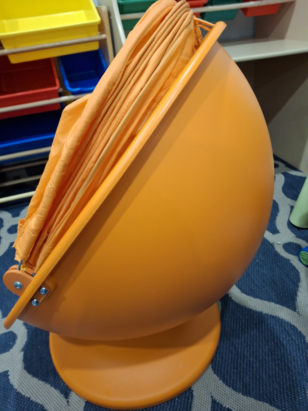 Kids Orange Pod Chair - photo 4