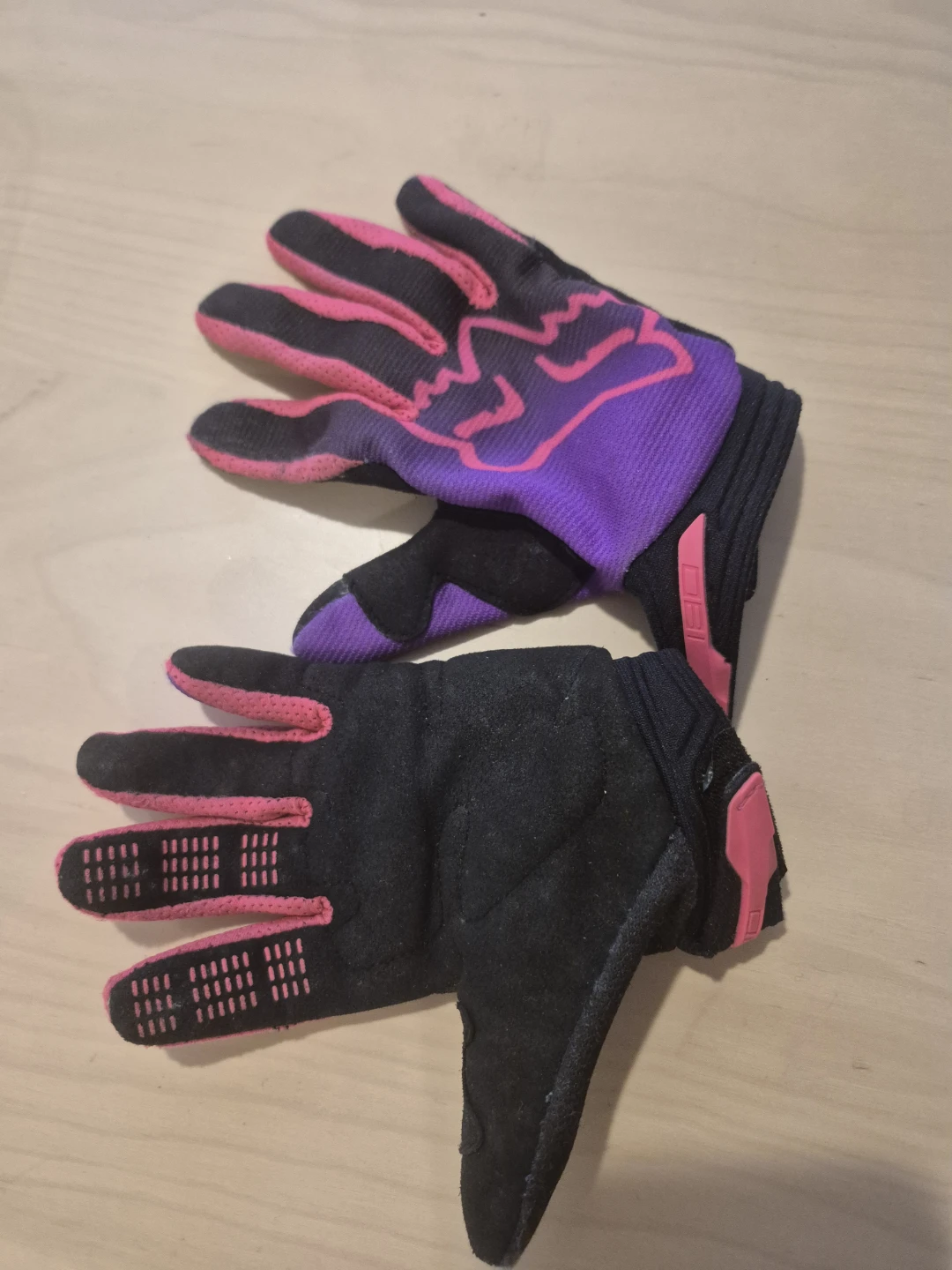 Fox Racing Youth Gloves - YS Pink & Black