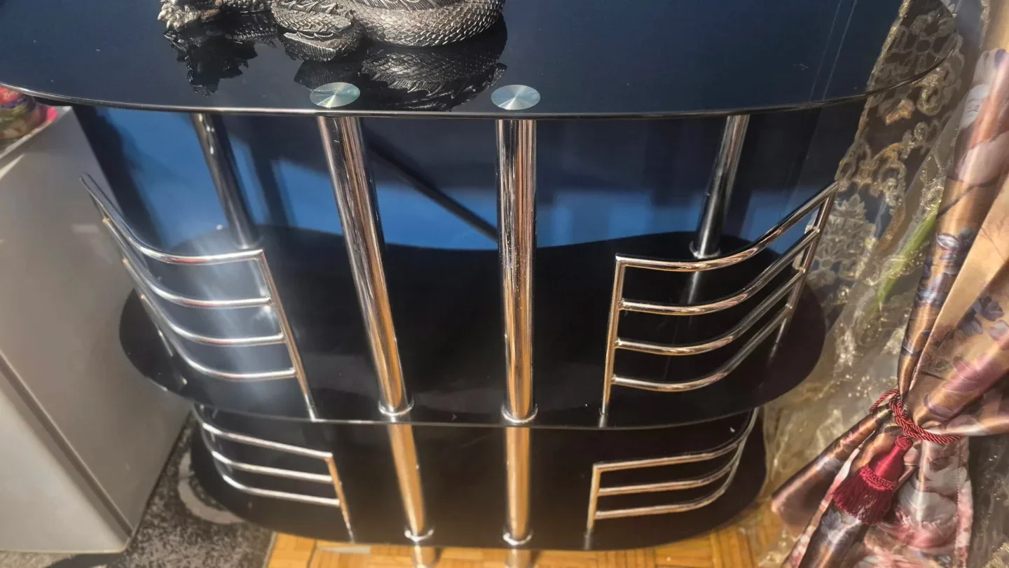 Black Glass & Chrome Bar image indicator(3)