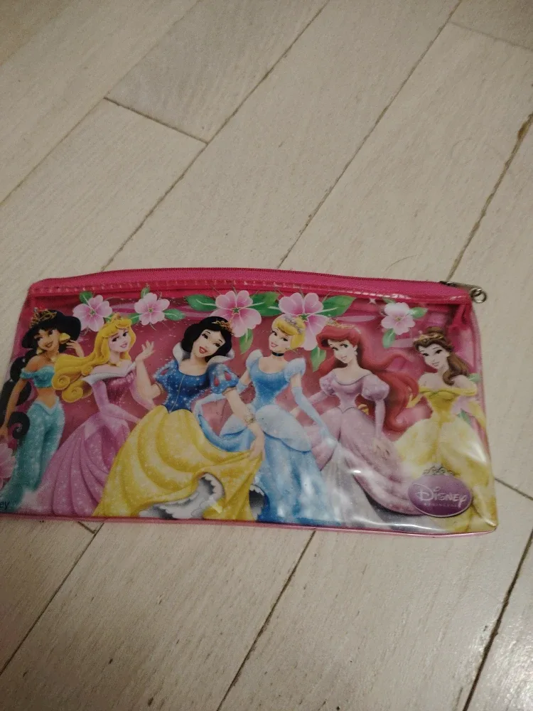 ♻️Disney Princess Pencil Case❤️