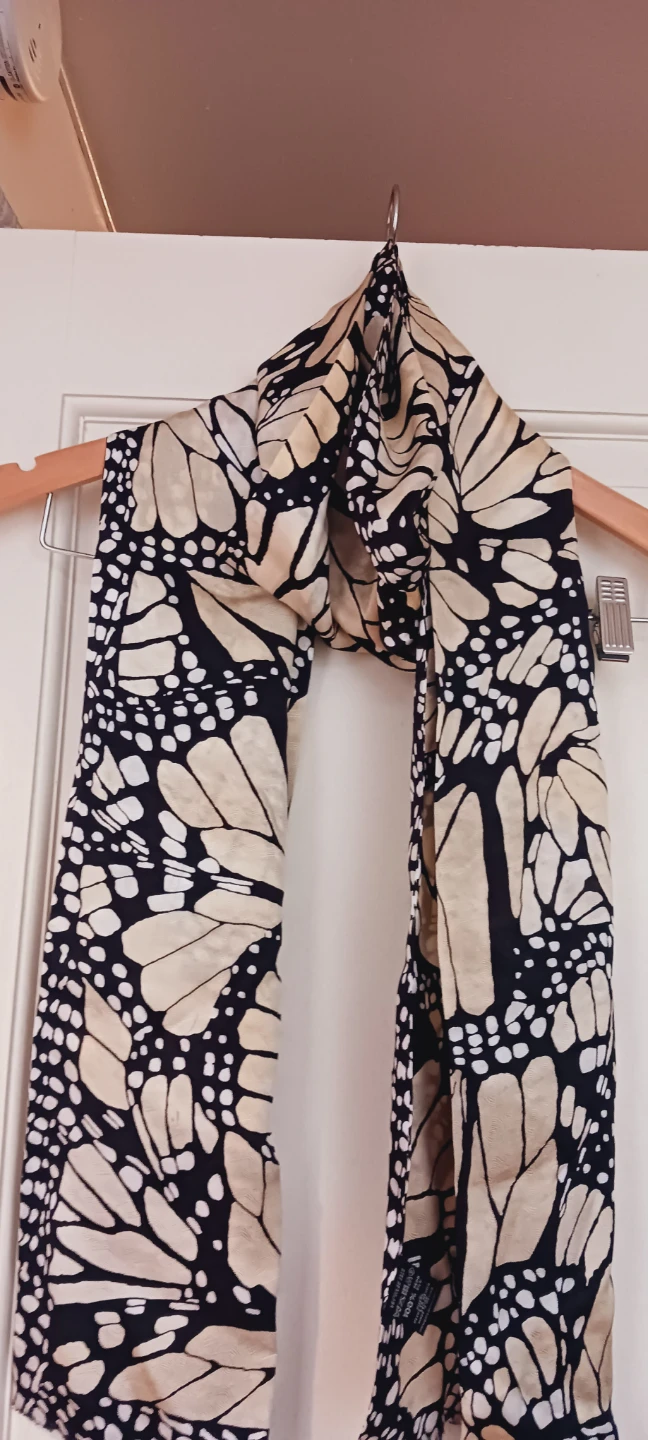 PINEDA COVALIN MEXICAN DESIGNER 100% SILK ABSTRACT DESIGN SCARF