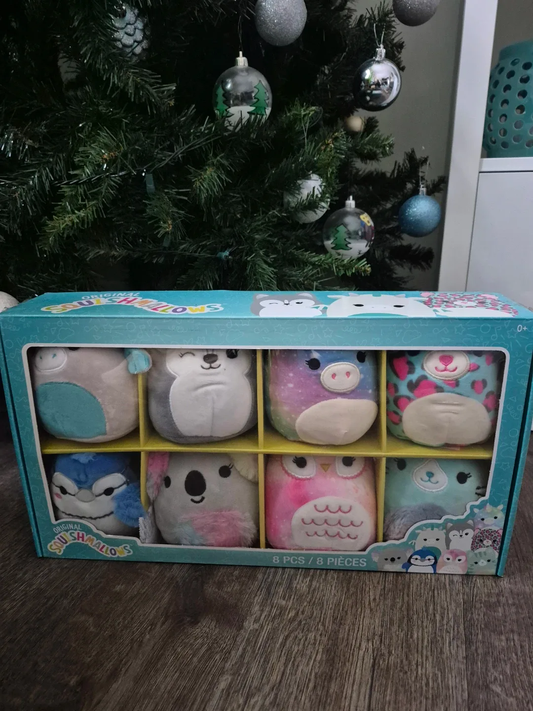Squishmallows 8-Piece Plush Set in Box! image indicator(2)