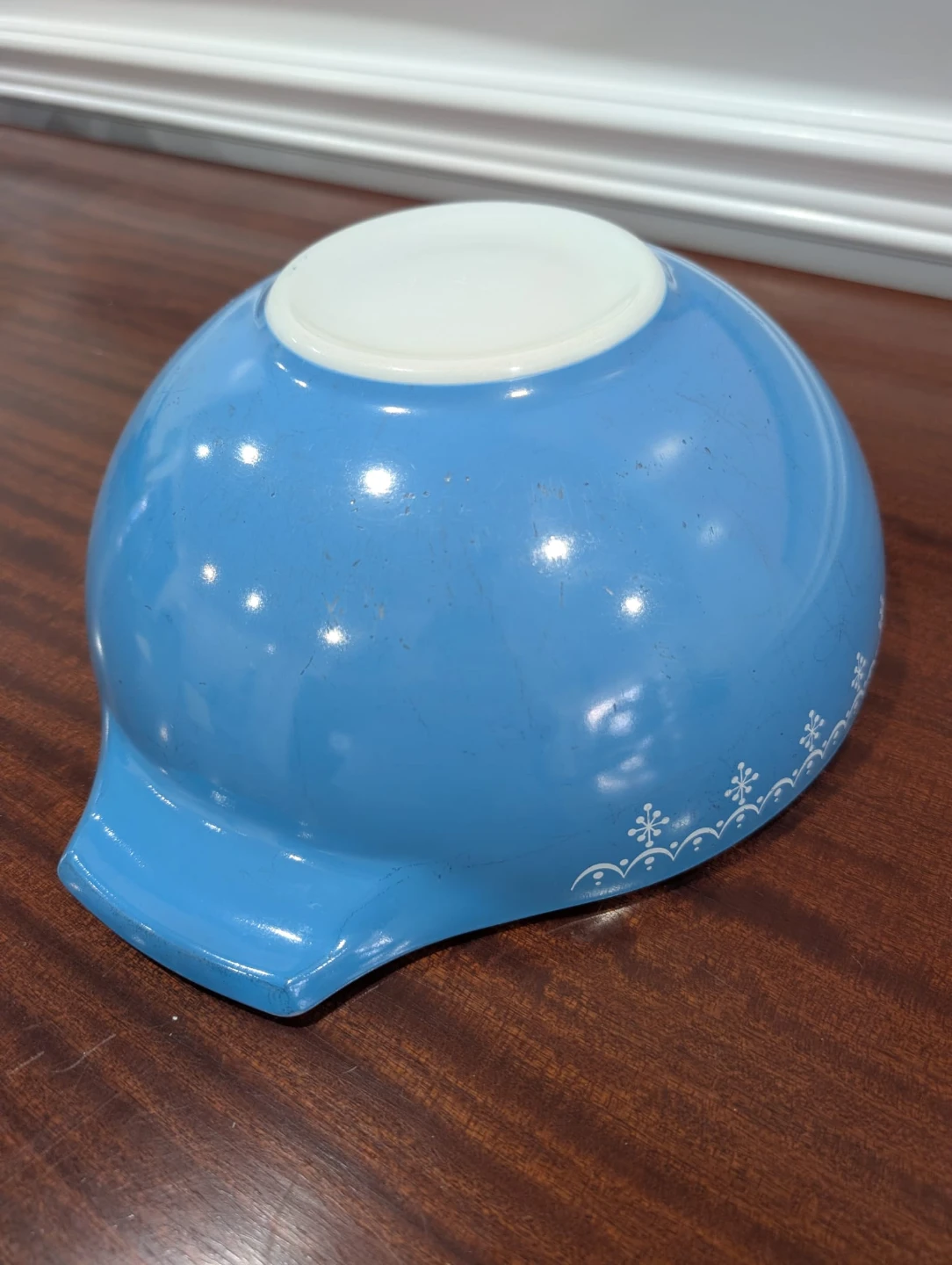 Vintage Pyrex Snowflake Blue Cinderella Bowl - photo 3