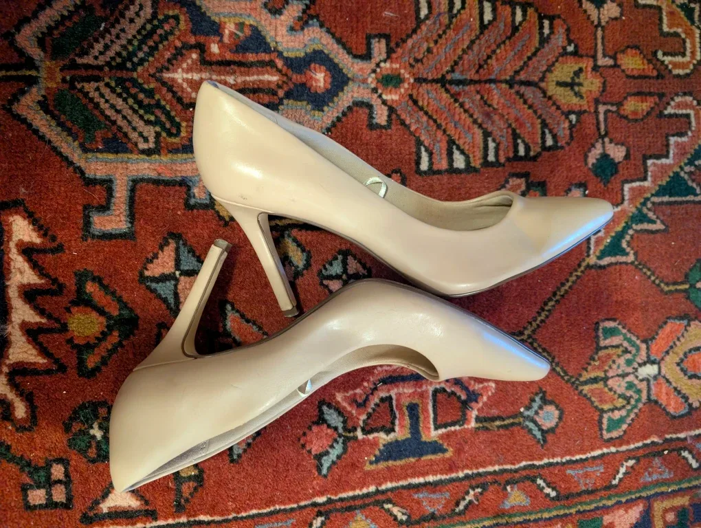 Insolia × Target Beige Heels - Size 8.5