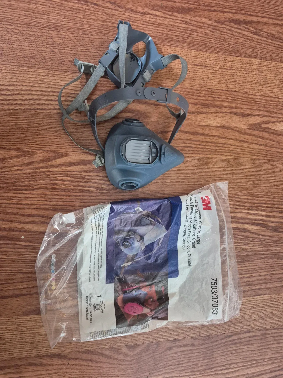 3M Half Facepiece Respirator 7502 M