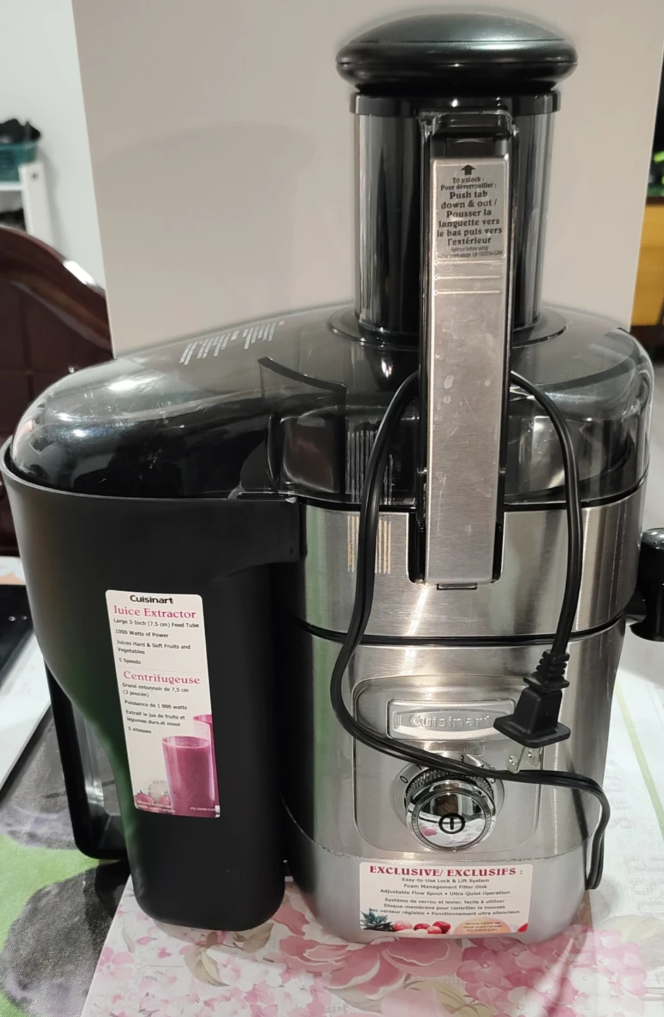 Cuisinart Juice Extractor - Like New!