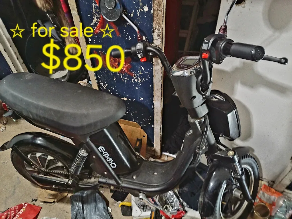 EMMO Electric Scooter