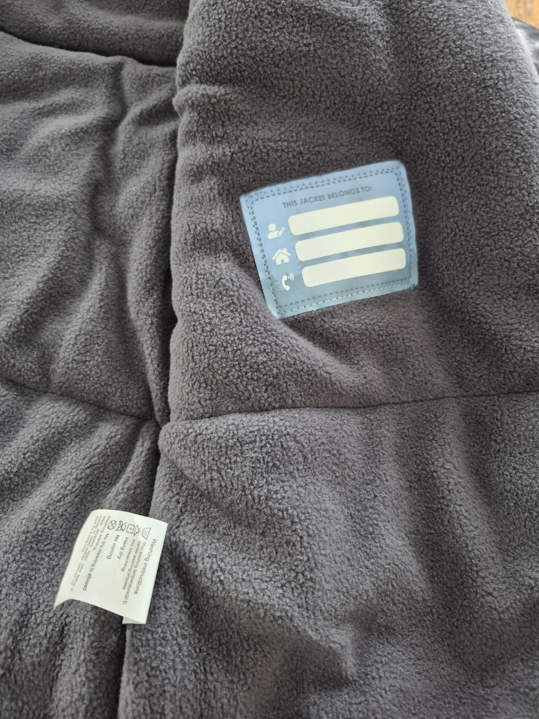 M2C Kids' Winter coat with snow pants- Size 4-5 - New with Tags! - photo 4