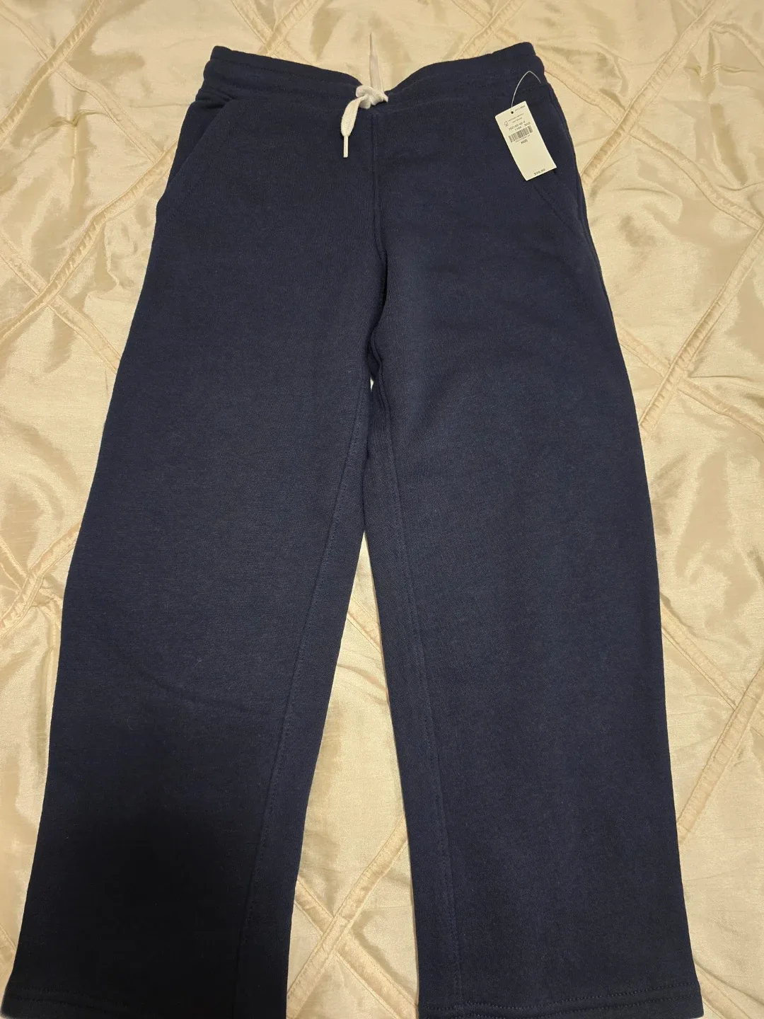 New! Kids clothing 6-8 years, each $4 image indicator(4)