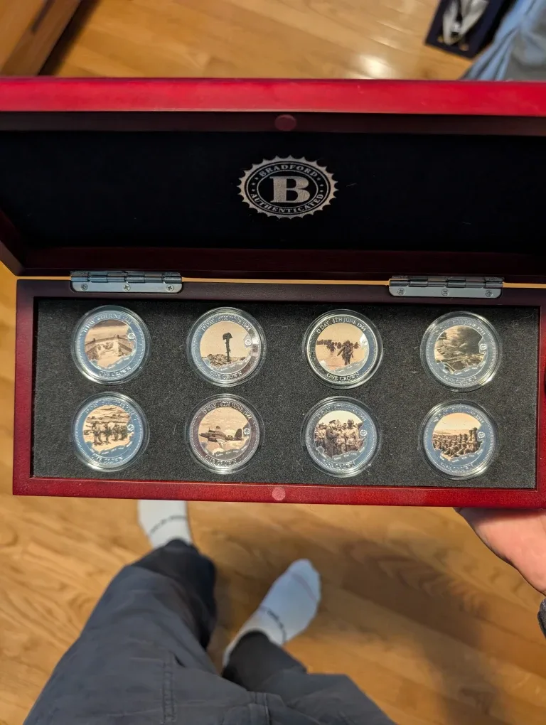 Bradford Exchange D-Day 75th Anniversary Silver Dollar Set