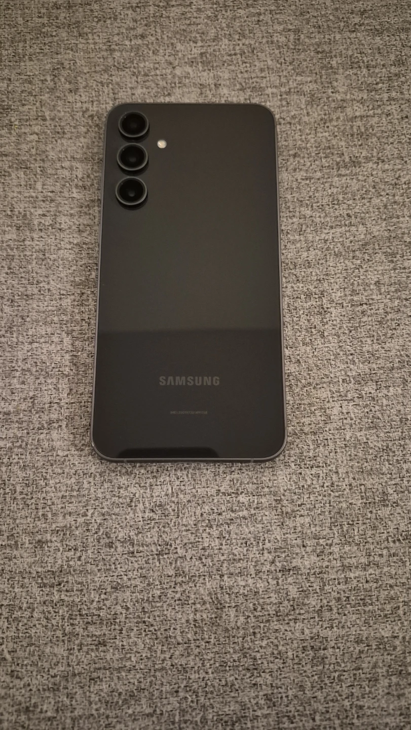 Samsung Galaxy S23 FE - photo 3