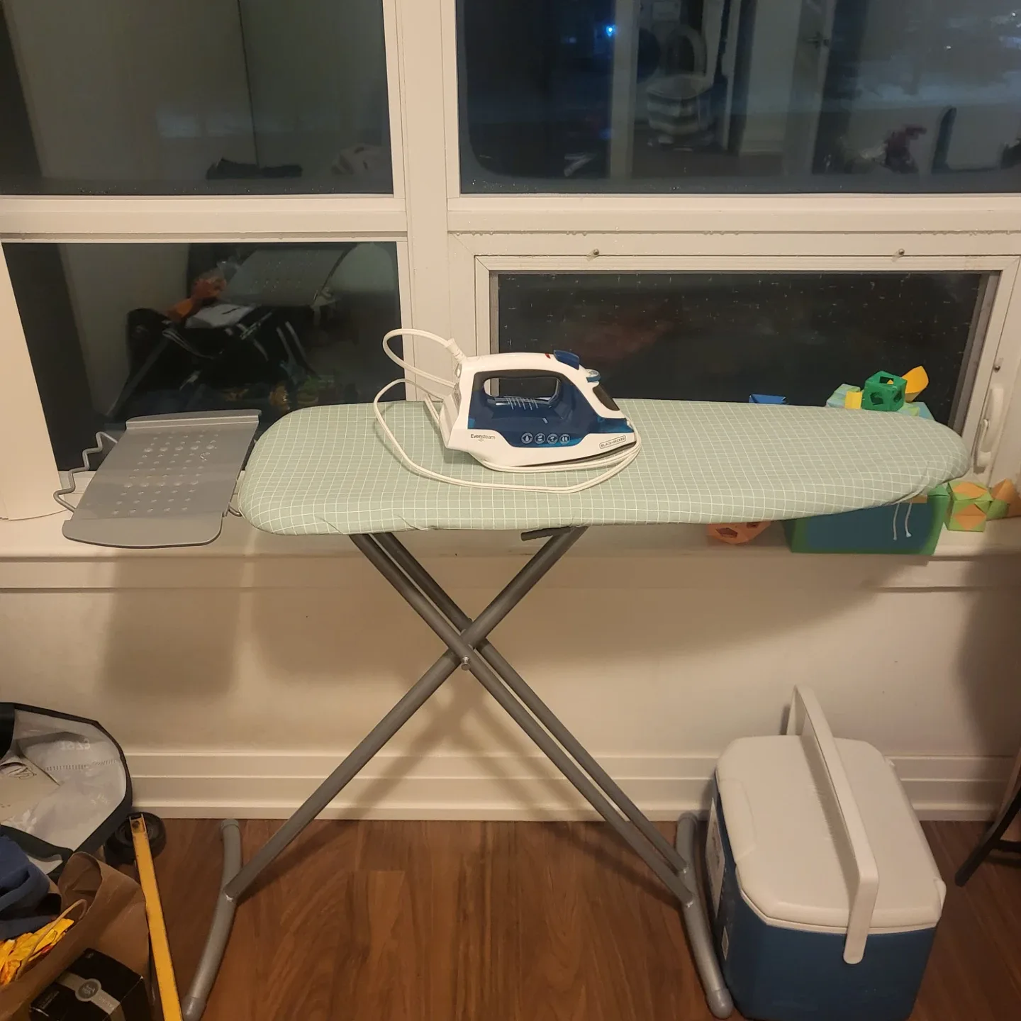 Iron(black decker) + Ironing Board Set