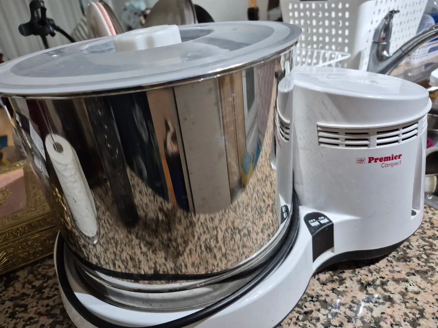 Premier Compact Wet Grinder and mixy preethi blue leaf image indicator(3)