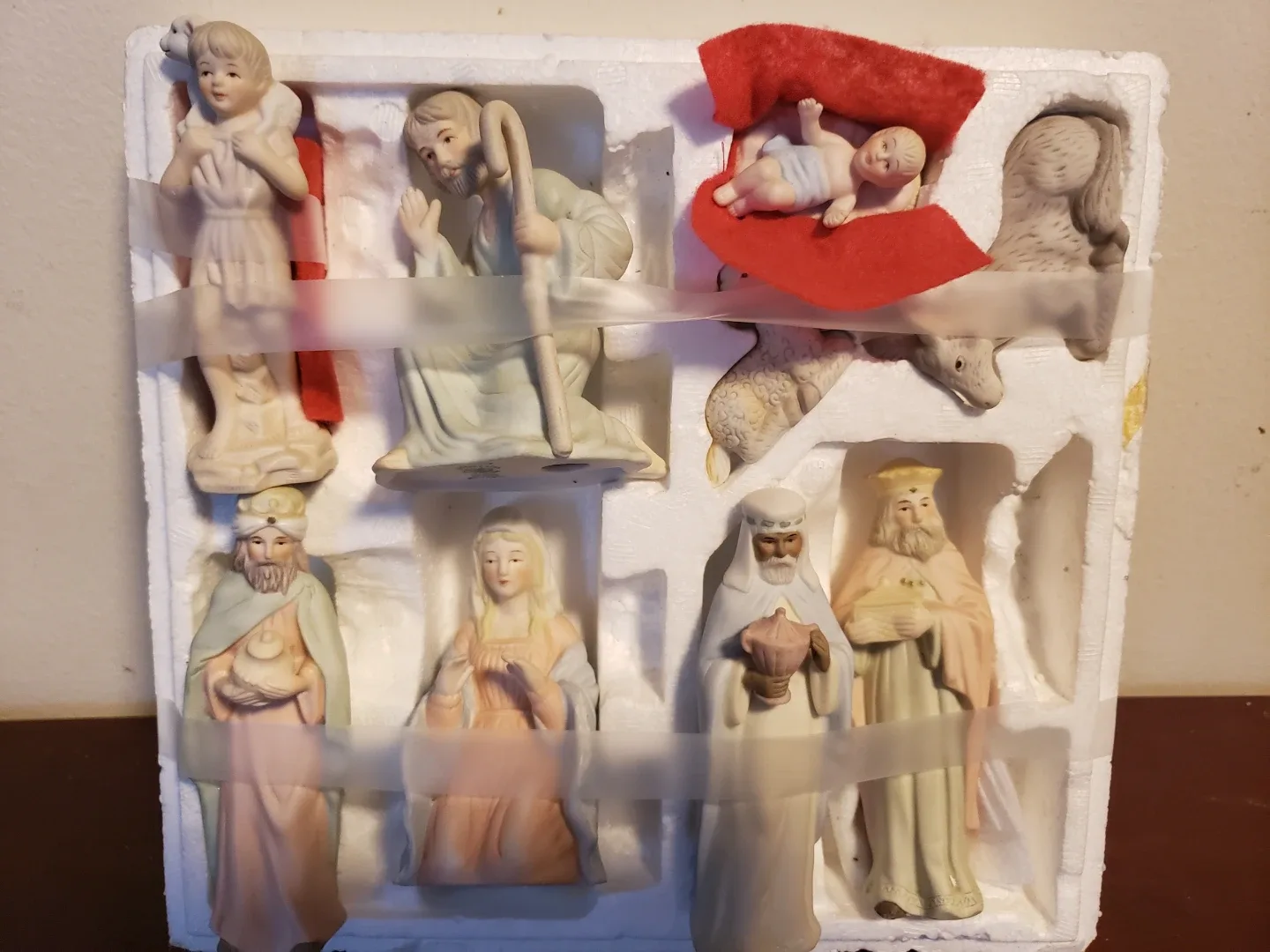 Vintage Nativity Set - 9 Piece