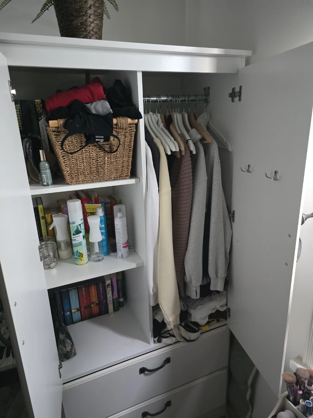 White Wardrobe with Drawers - photo 2