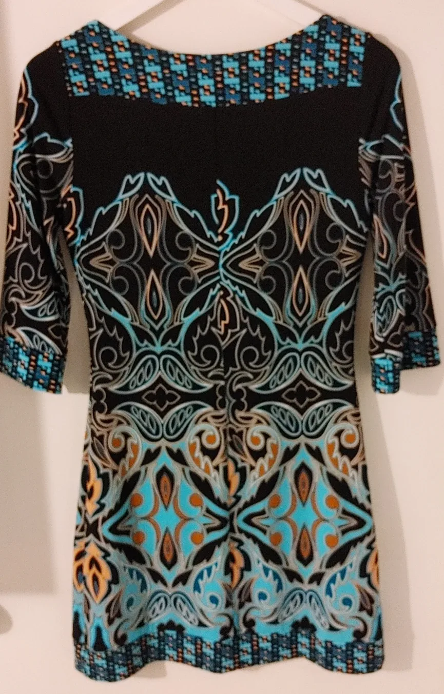 Le Chateau dress #cleanout image indicator(2)