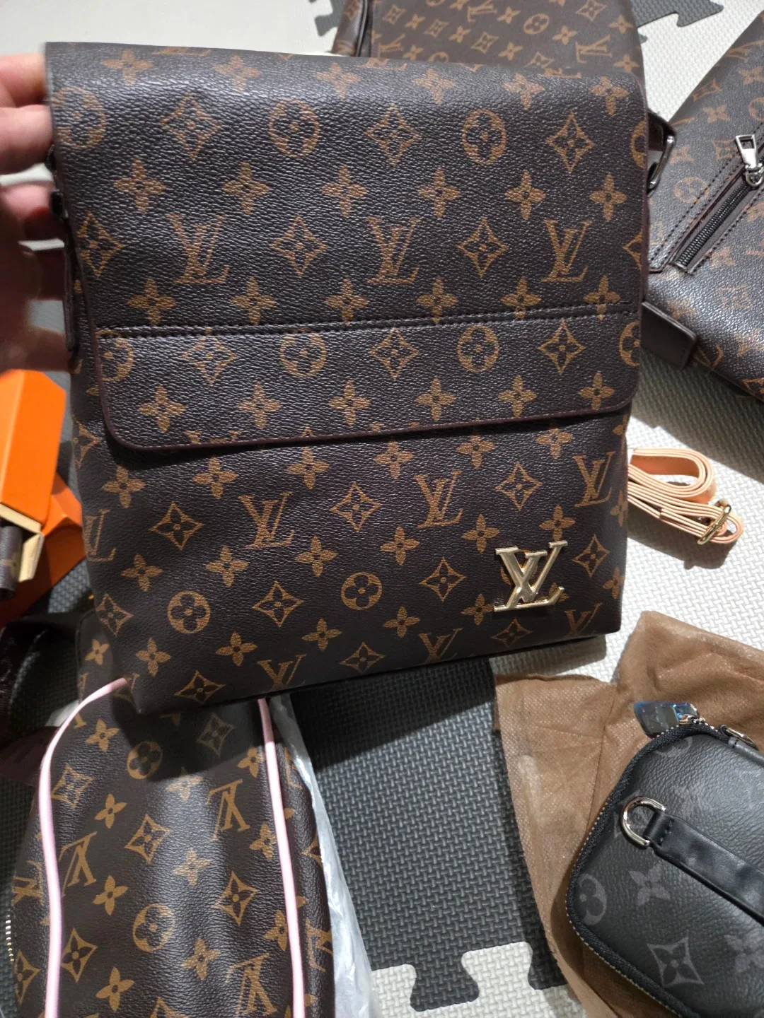 Louis Vuitton Messenger Bags