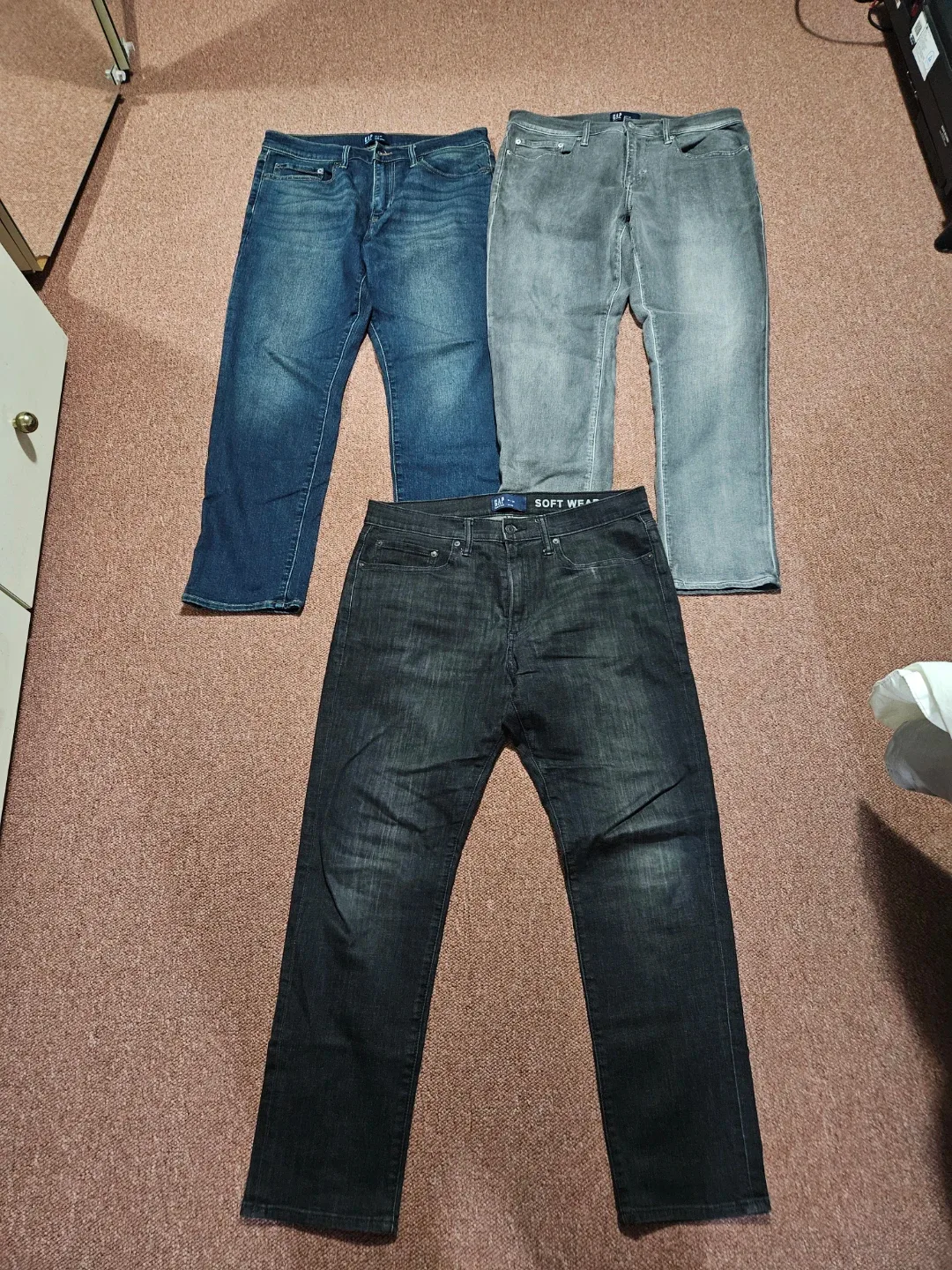 3 gap jeans size 34x30 image indicator(2)