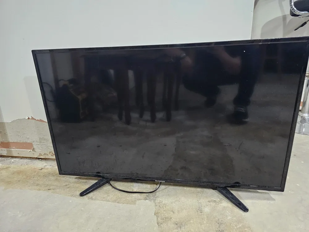 Westinghouse TV 42"