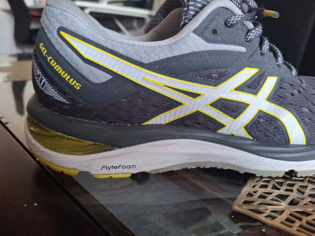 Asics Gel-Cumulus 20 Running Shoes - Grey/Yellow - photo 4