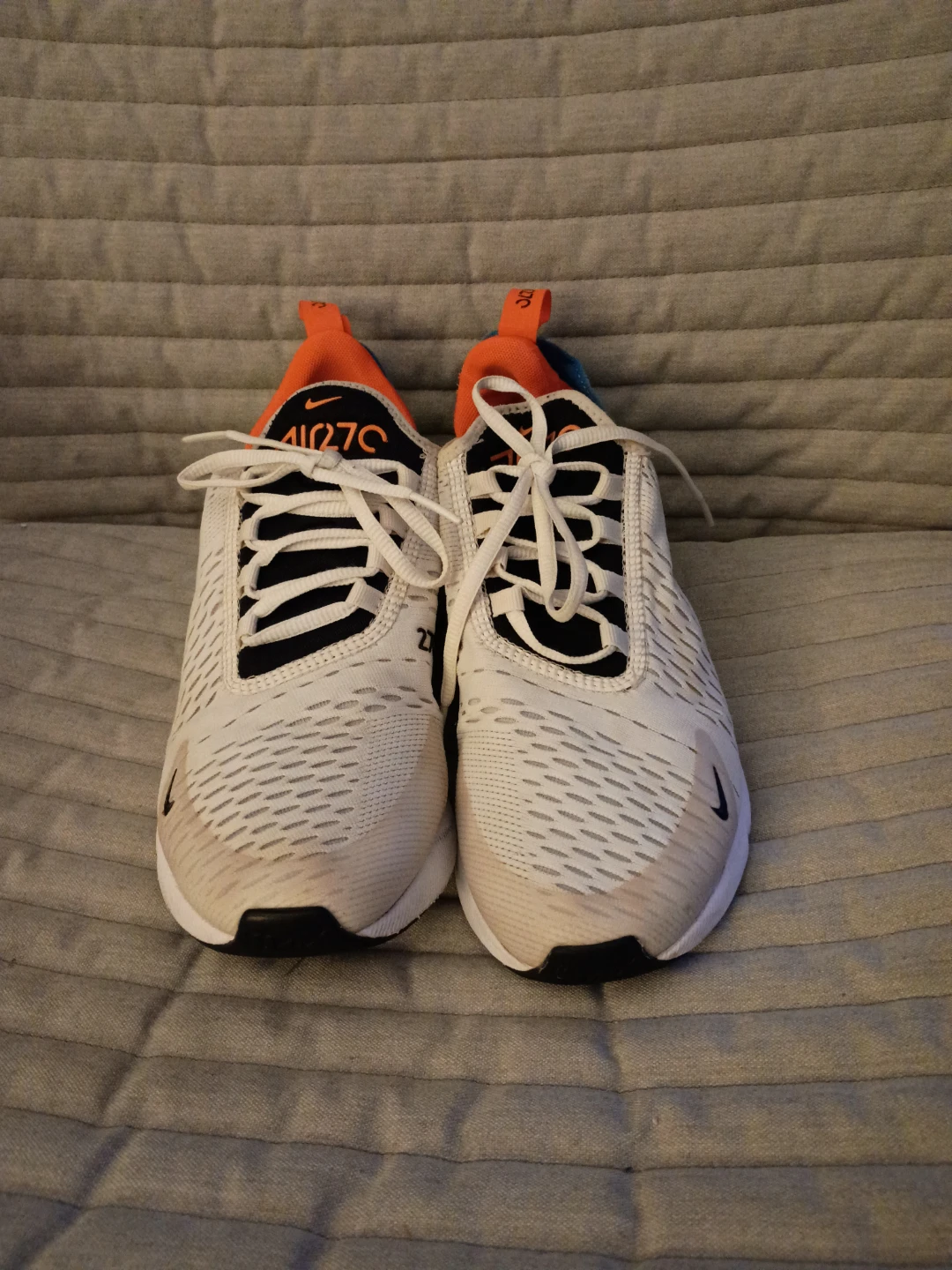 Nike Air Max 270 Sneakers size 9
