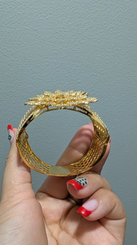 Gold Flower Cuff Bracelet - photo 3