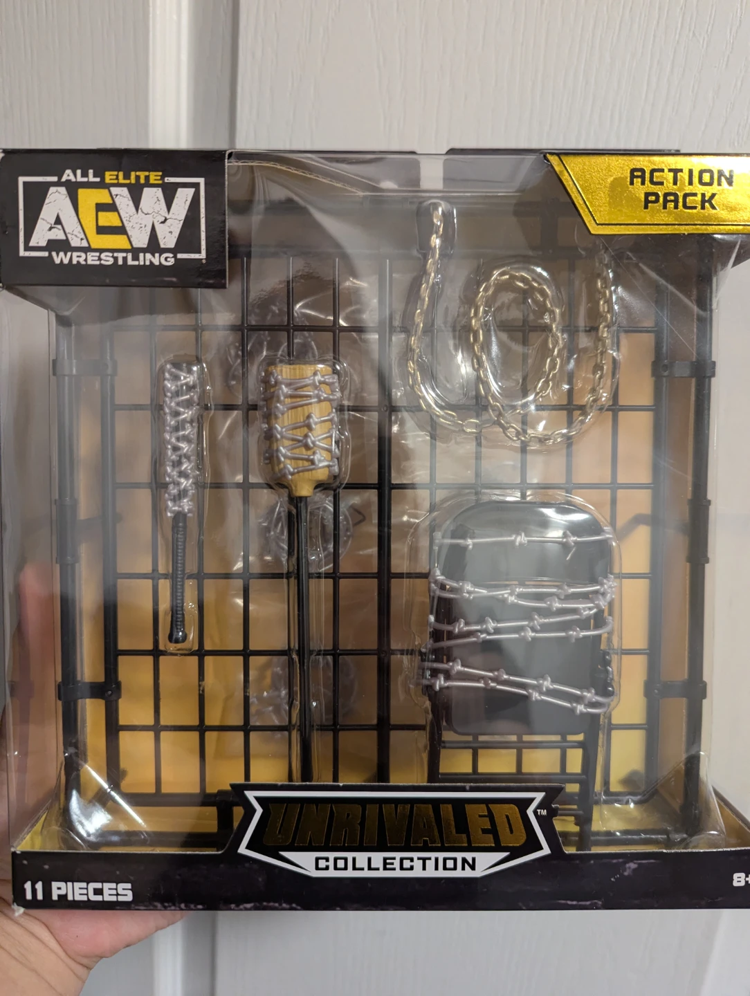AEW accessories set