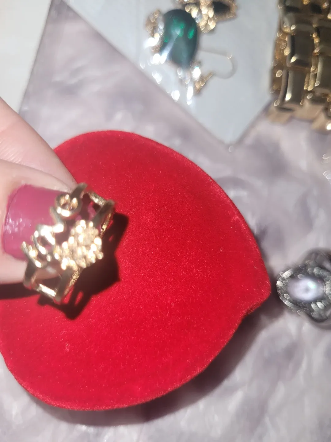 Assorted Fashion Jewellery image indicator(9)