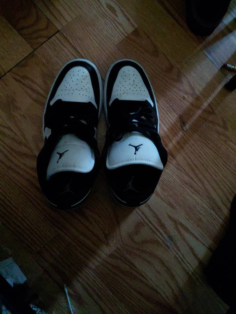 Air Jordan 1 Low Black/White Sneakers