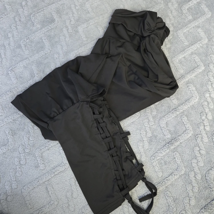 Black Lace-Up Leggings