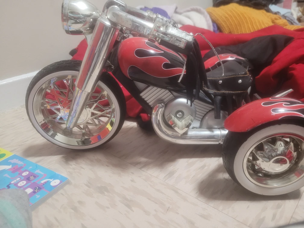Vintage Bratz Rock Angelz Motorcycle Ride-on Toy #cleanout
