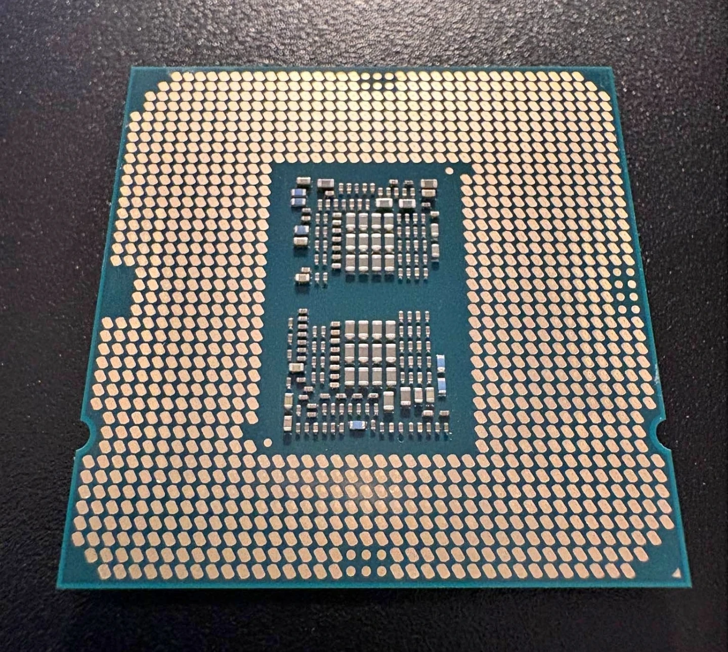 Intel Core i3-10100 CPU - Like New! - photo 2