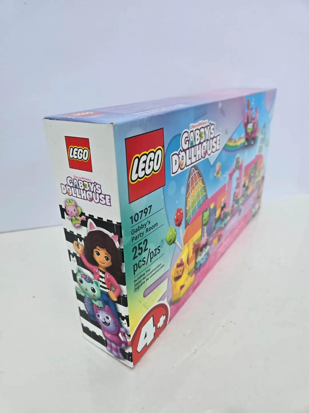 Brand new lego gabbys dollhouse party room image indicator(5)