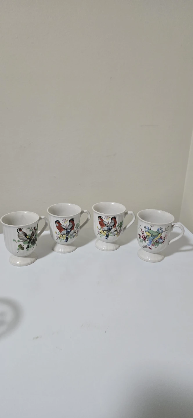 Set of 4 Bird Design Coffee/Tea Mugs
