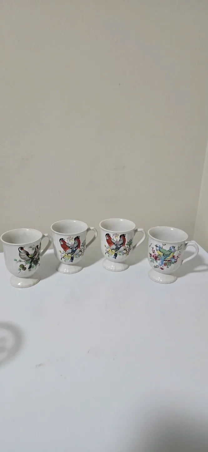 Set of 4 Bird Design Coffee/Tea Mugs