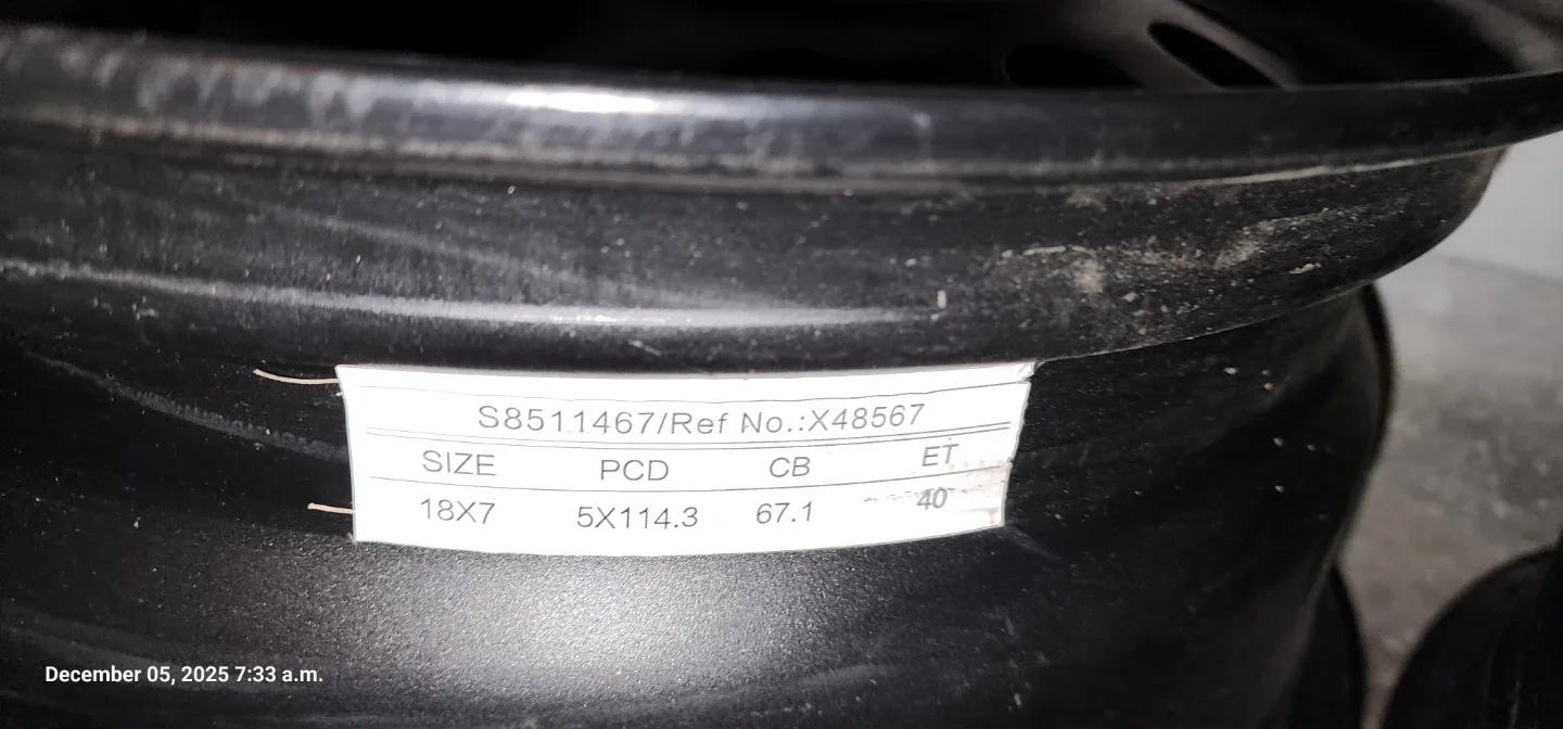 Set of 4 Steel rims 18×7 5×114.3 image indicator(2)