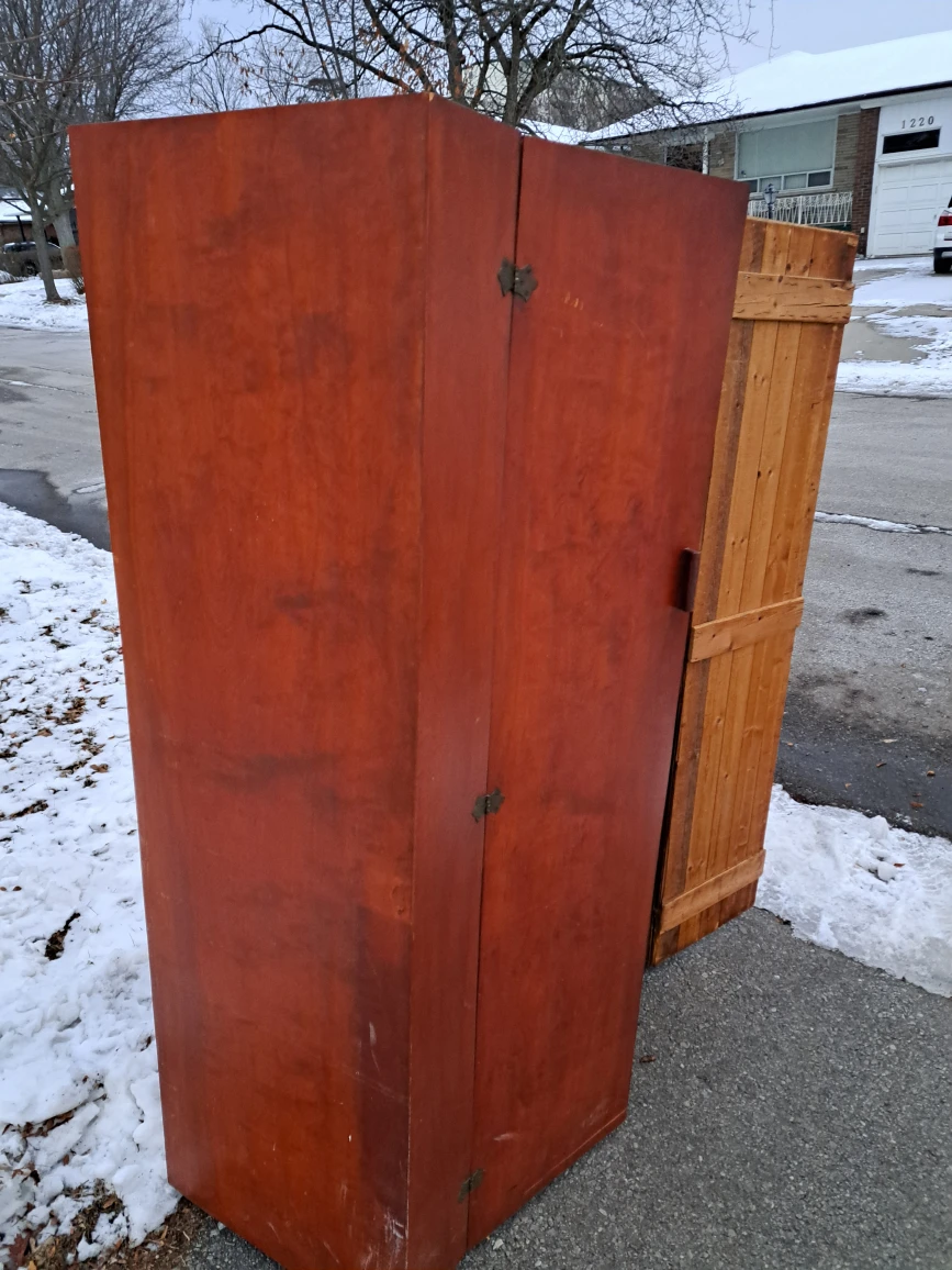 Solid wood wardrobe - photo 4