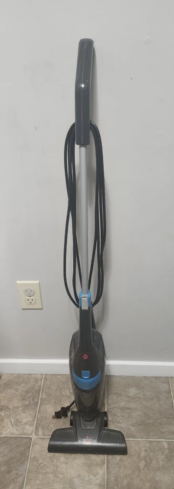 Bissell 2030C Vacuum Cleaner - photo 2