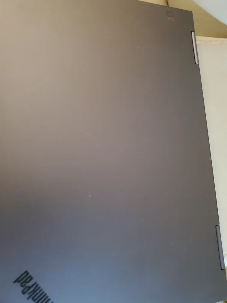 14inch 2 on 1 touchscreen lenovo x1 carbon laptop image indicator(2)