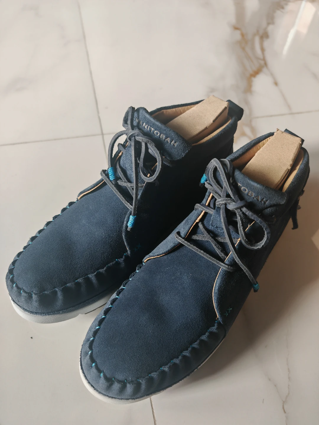 Manitobah Forager Moccasin - Navy, Size 10 (New)