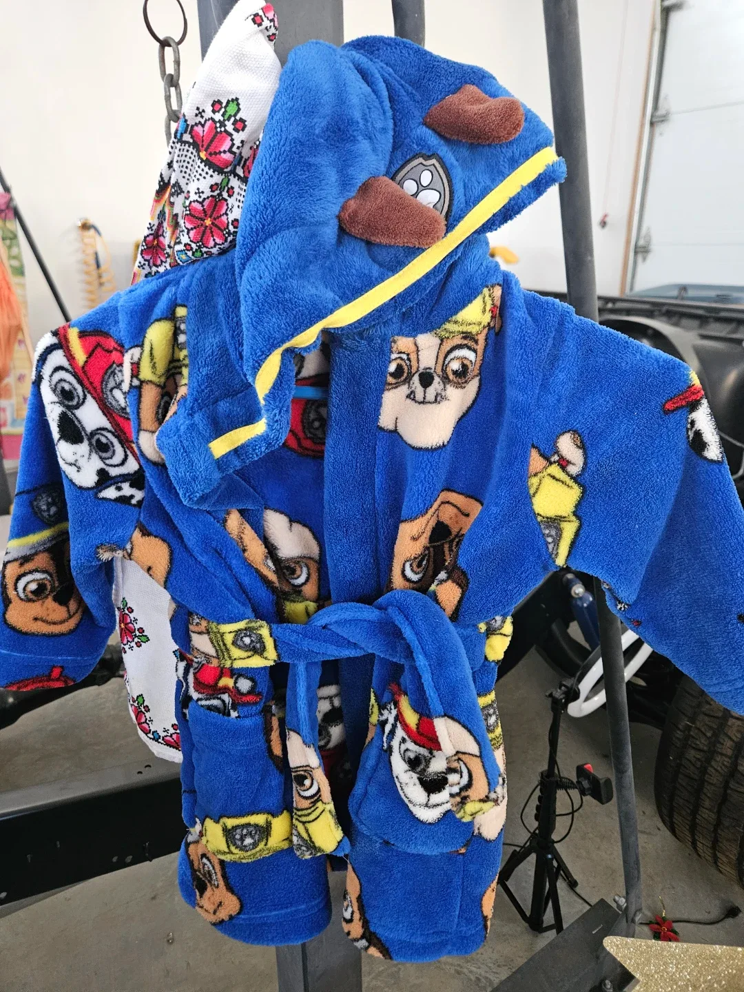 Paw Patrol Robe - 18-24 Months, bag of suckers and napkins