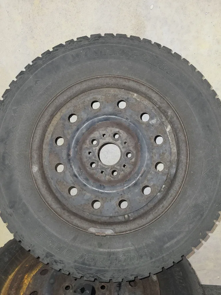 Winterforce 205/70R15 96S M+S Tire