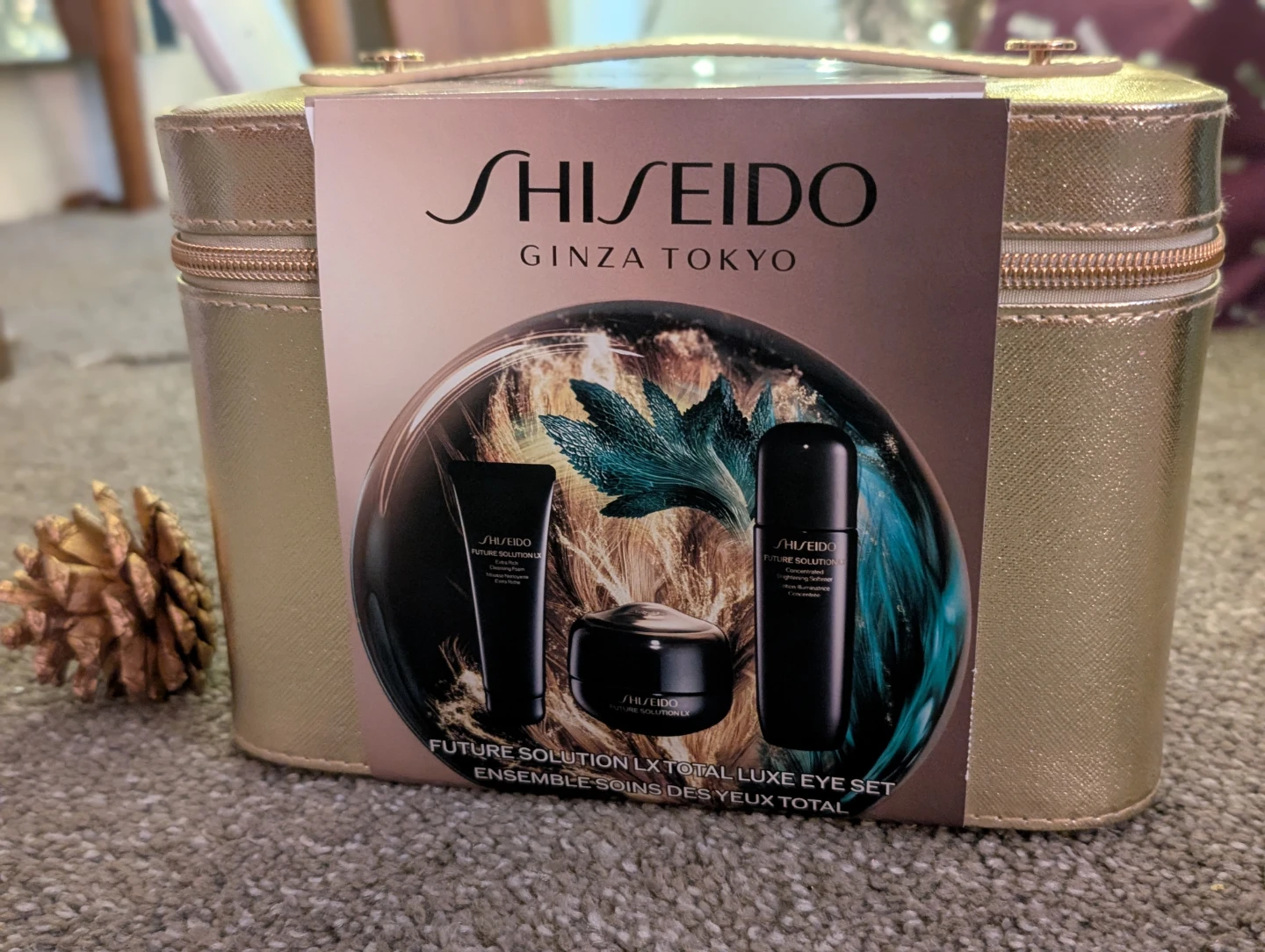 Shiseido Future Solution LX Total Luxe Eye Set