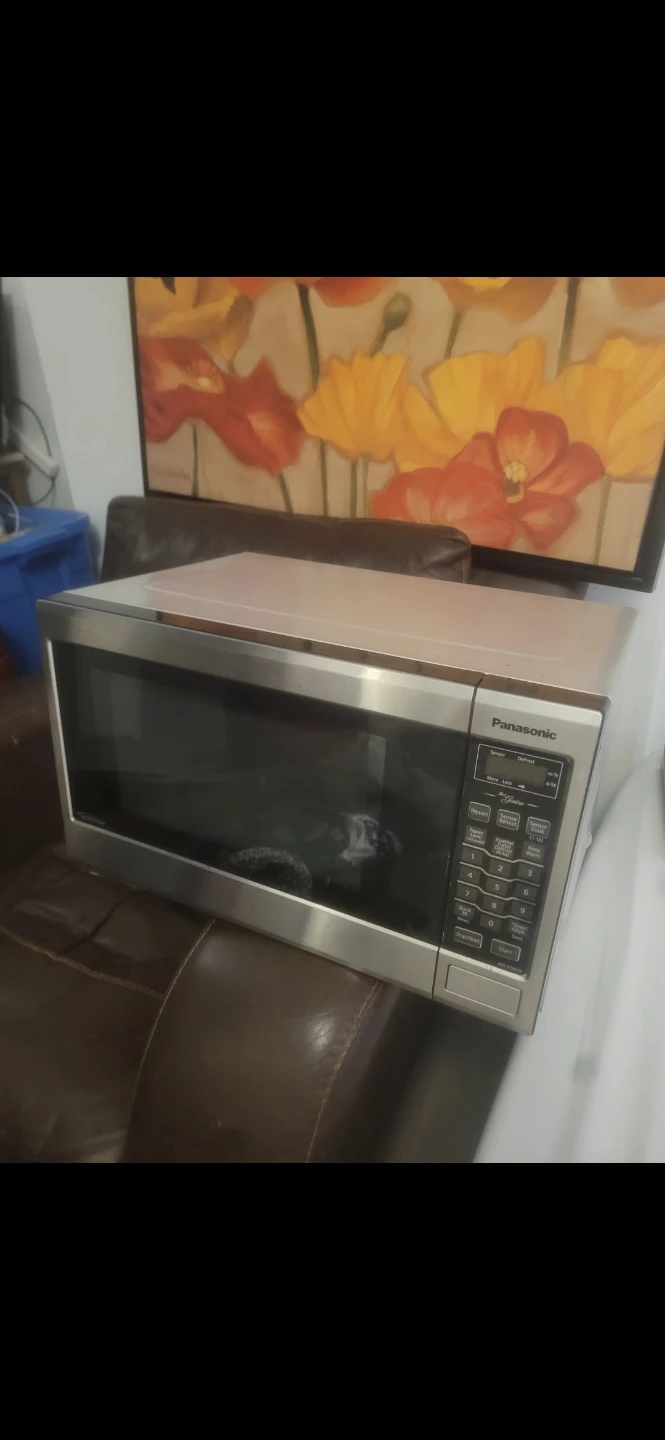 Panasonic Inverter Microwave Oven - photo 2