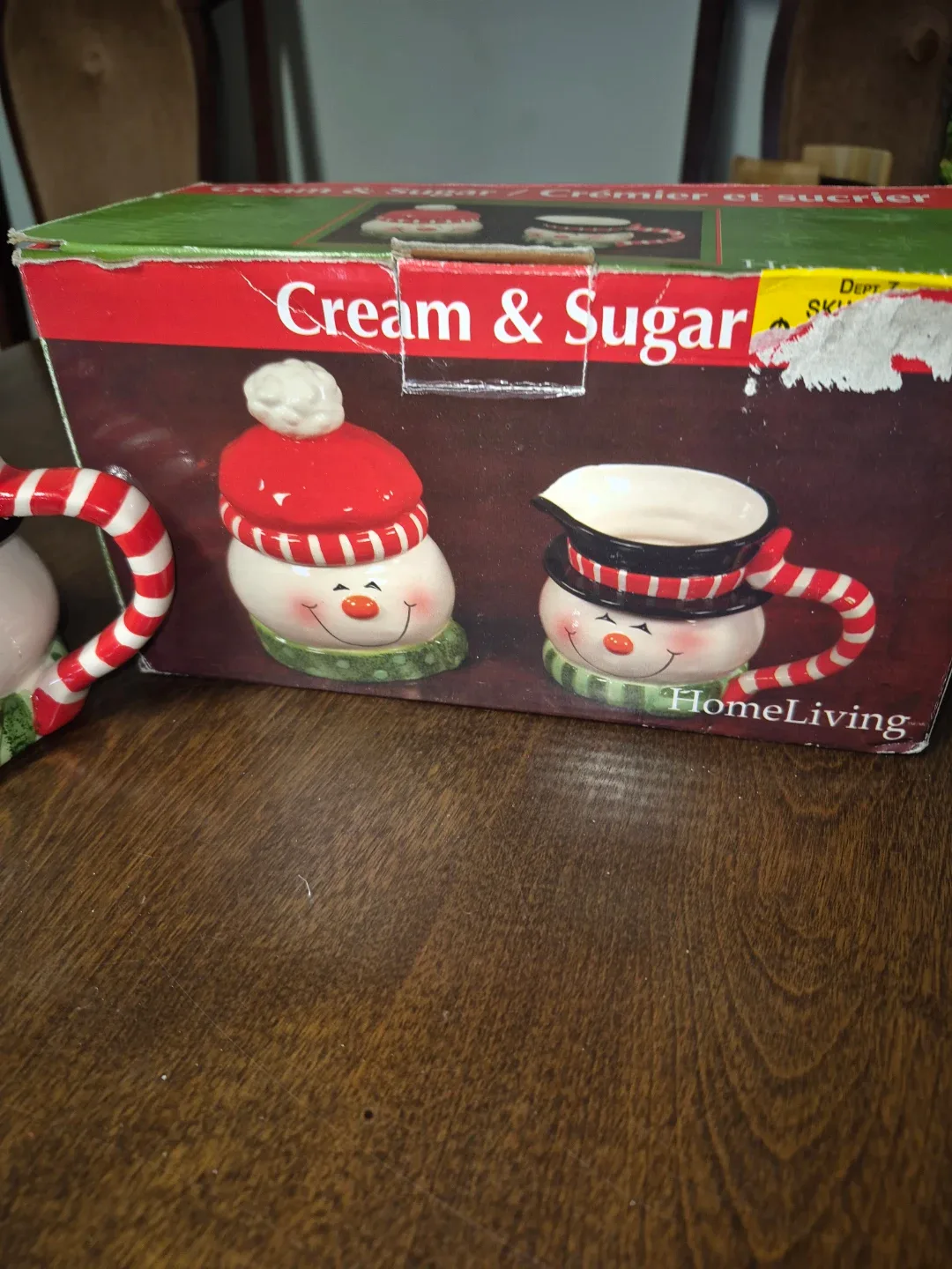 Snowman Cream & Sugar Set image indicator(2)