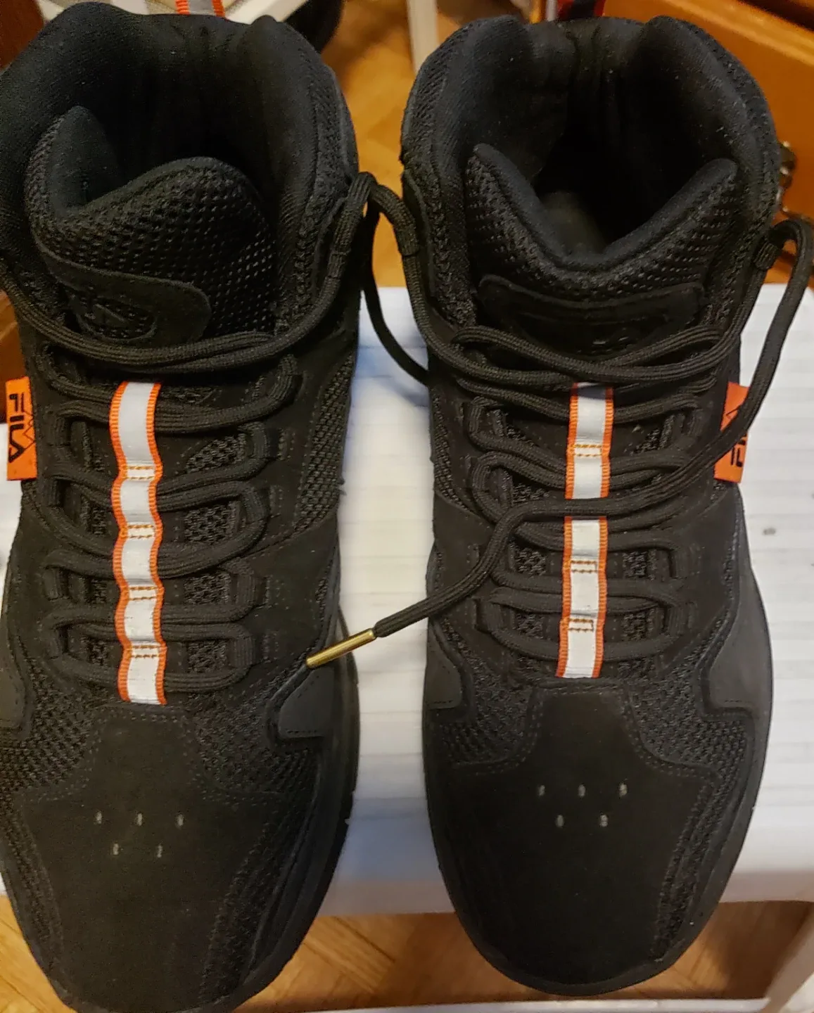 FILA Men's Black Leather/Synthetic Boots - Size 10 image indicator(3)